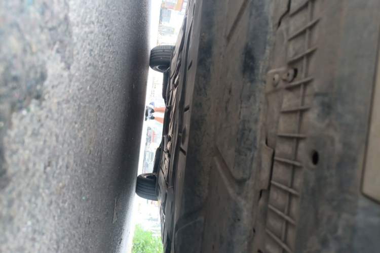 Used Volkswagen Tharu 2023 300TSI Two-Wheel-Drive Full Moon Edition Chassis Front