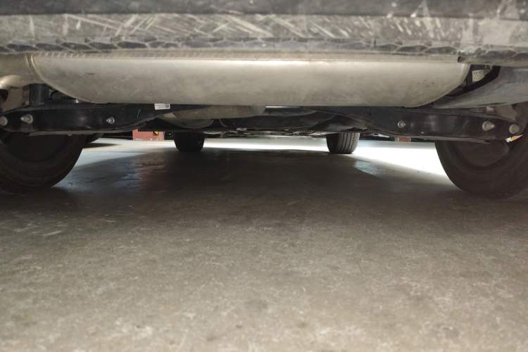 Used Volkswagen Tharu 2023 300TSI Two-Wheel-Drive Full Moon Edition Chassis Rear
