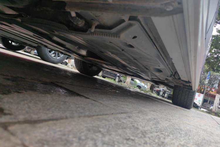 Used Volkswagen Tharu 2023 300TSI Two-Wheel-Drive Moonlight Edition Chassis Rear Right