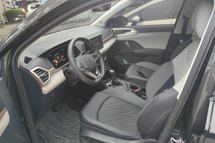 Used Volkswagen Tharu 2023 300TSI Two-Wheel-Drive Moonlight Edition Driver Seat