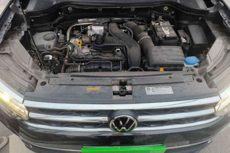Used Volkswagen Tharu 2023 300TSI Two-Wheel-Drive Moonlight Edition Engine Bay