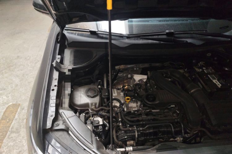 Used Volkswagen Tharu 2023 300TSI Two-Wheel-Drive Full Moon Edition Engine Bay Right