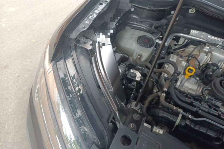 Used Volkswagen Tharu 2023 300TSI Two-Wheel-Drive Full Moon Edition Engine Bay Right