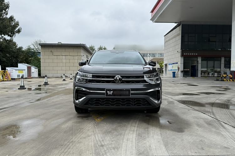 Used Volkswagen Tharu 2023 300TSI Two-Wheel-Drive Moonlight Edition Exterior 1