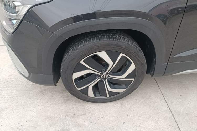 Used Volkswagen Tharu 2023 300TSI Two-Wheel-Drive Full Moon Edition Exterior 4