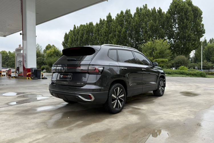 Used Volkswagen Tharu 2023 300TSI Two-Wheel-Drive Moonlight Edition Exterior 5