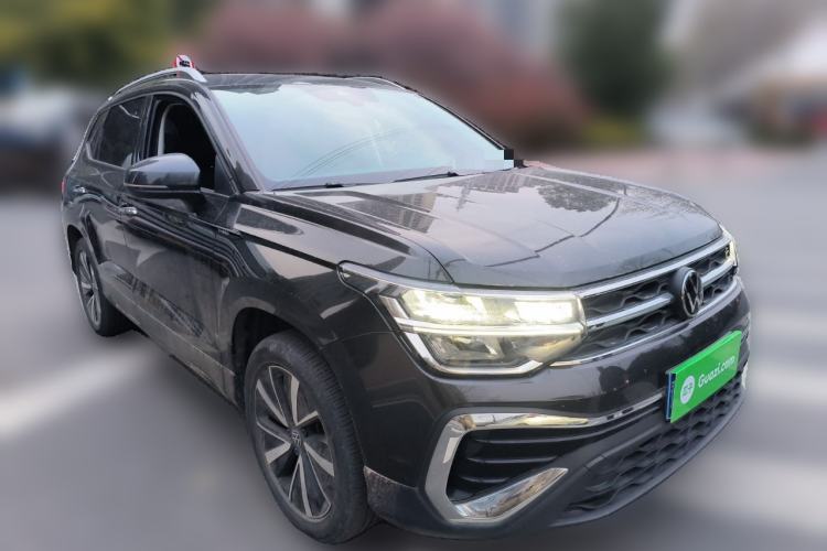 Used Volkswagen Tharu 2023 300TSI Two-Wheel-Drive Moonlight Edition Front Right 45 Deg