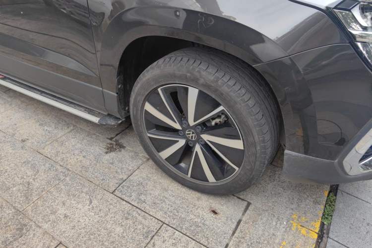Used Volkswagen Tharu 2023 300TSI Two-Wheel-Drive Moonlight Edition Right Front Wheel Hub