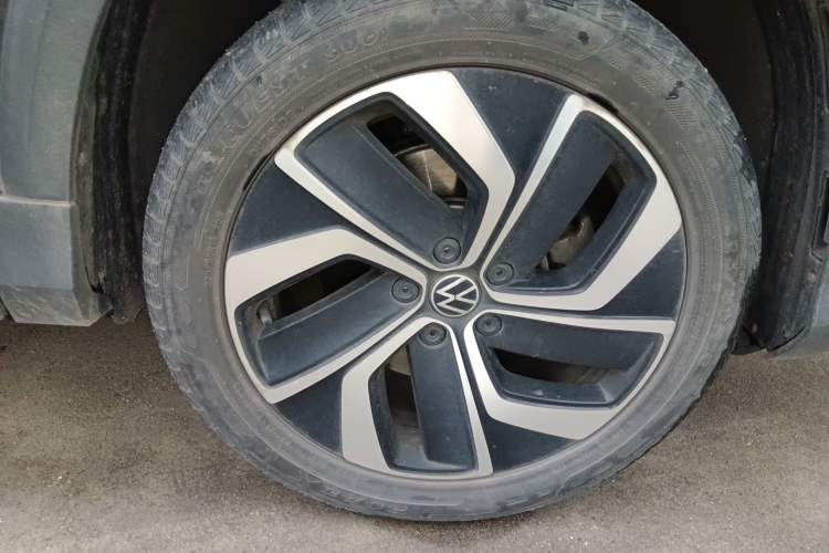 Used Volkswagen Tharu 2023 300TSI Two-Wheel-Drive Full Moon Edition Right Front Wheel Hub