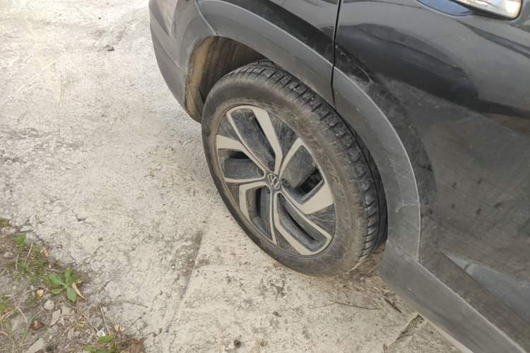 Used Volkswagen Tharu 2023 300TSI Two-Wheel-Drive Full Moon Edition Right Rear Wheel Hub