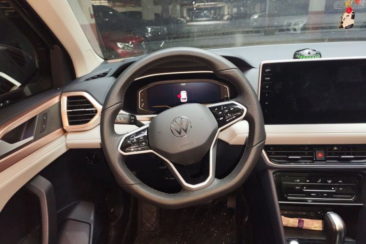 Used Volkswagen Tharu 2023 300TSI Two-Wheel-Drive Full Moon Edition Steering Wheel