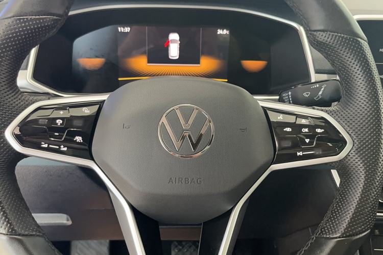 Used Volkswagen Tharu 2023 300TSI Two-Wheel-Drive Moonlight Edition Steering Wheel