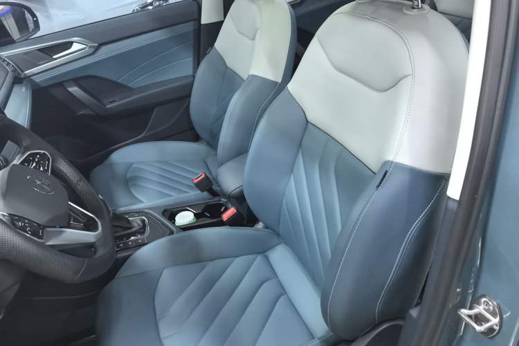 Used Volkswagen Tharu 2023 300TSI Two-Wheel-Drive Moon Luxury Edition Interior 10