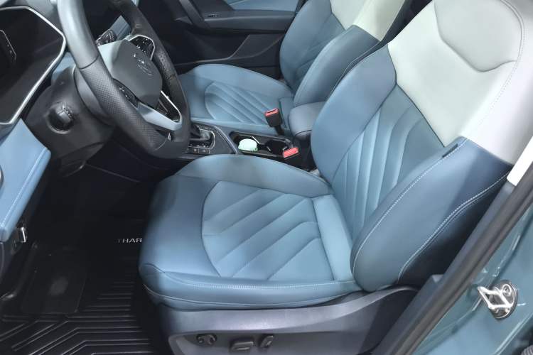 Used Volkswagen Tharu 2023 300TSI Two-Wheel-Drive Moon Luxury Edition Left Front Seat