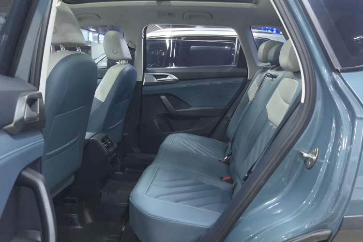 Used Volkswagen Tharu 2023 300TSI Two-Wheel-Drive Moon Luxury Edition Left Rear Seat