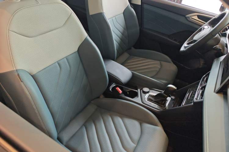 Used Volkswagen Tharu 2023 330TSI Four-Wheel Drive Moon Luxury Edition Right Front Seat