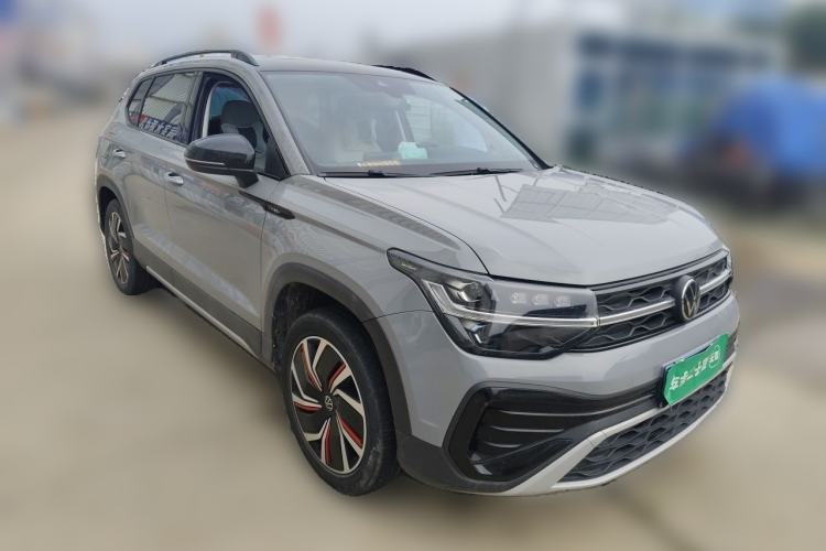 Used Volkswagen Tharu 2023 300TSI Two-Wheel-Drive Full Moon Edition Front Right 45 Deg