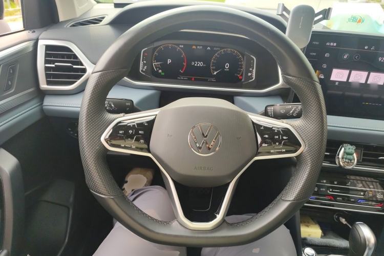 Used Volkswagen Tharu 2023 300TSI Two-Wheel-Drive Full Moon Edition Steering Wheel