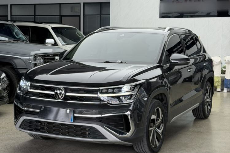 Used Volkswagen Tharu 2023 300TSI Two-Wheel-Drive Full Moon Edition Guazi used car, China used car export, Used car for sale, Used cars, Cheapest cars for sale