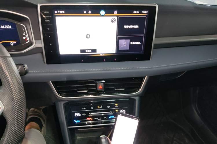 Used Volkswagen Tharu 2023 300TSI Two-Wheel-Drive Full Moon Edition Audio And AC Panel