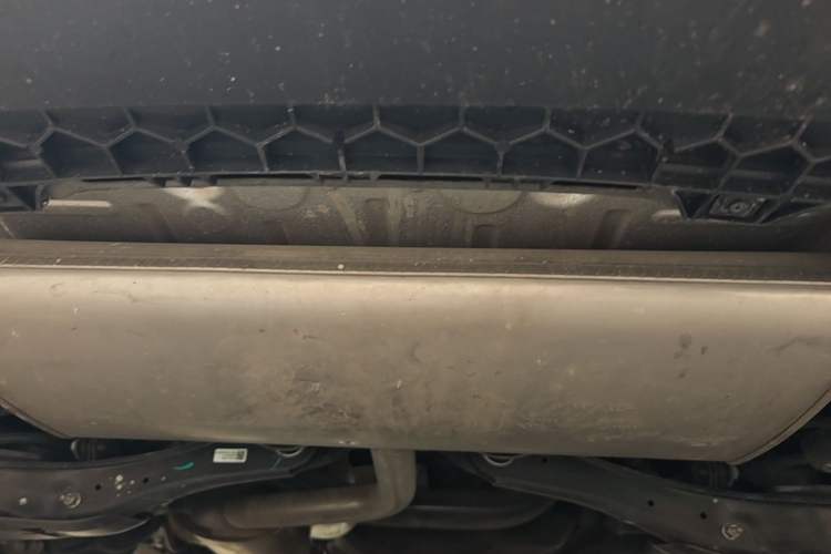 Used Volkswagen Tharu 2023 300TSI Two-Wheel-Drive Full Moon Edition Chassis Rear