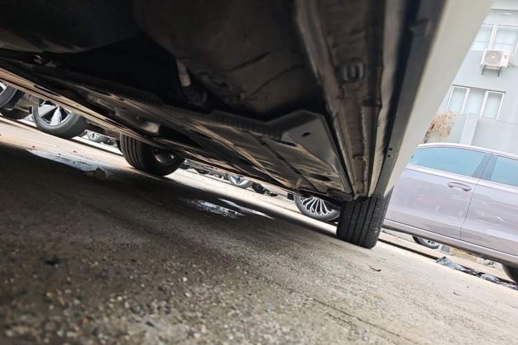 Used Volkswagen Tharu 2023 300TSI Two-Wheel-Drive Full Moon Edition Chassis Rear Right
