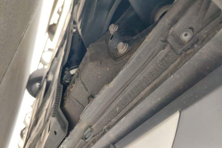 Used Volkswagen Tharu 2023 300TSI Two-Wheel-Drive Full Moon Edition Chassis Rear Right