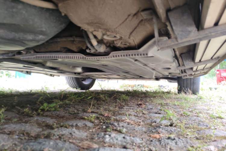 Used Volkswagen Tharu 2023 300TSI Two-Wheel-Drive Full Moon Edition Chassis Rear Right