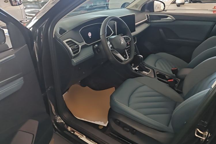 Used Volkswagen Tharu 2023 300TSI Two-Wheel-Drive Full Moon Edition Driver Seat