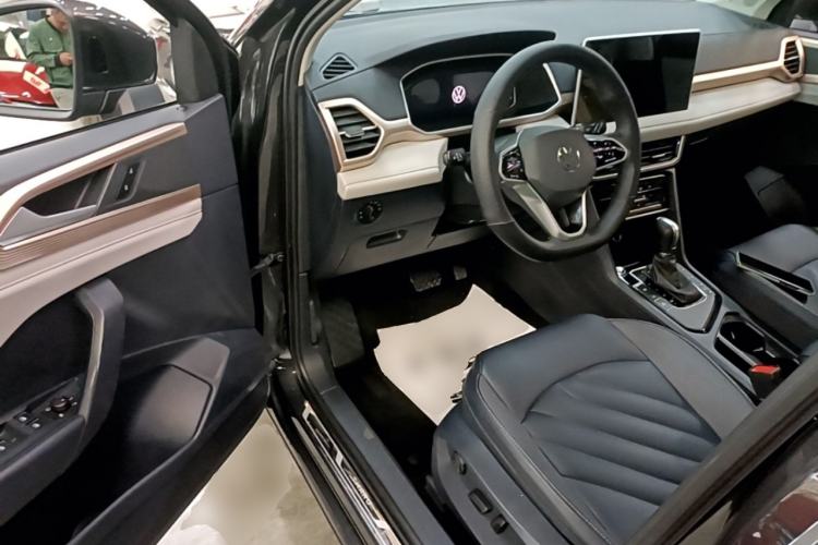 Used Volkswagen Tharu 2023 300TSI Two-Wheel-Drive Full Moon Edition Driver Seat