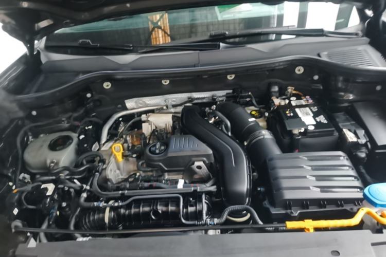 Used Volkswagen Tharu 2023 300TSI Two-Wheel-Drive Moonlight Edition Engine Bay