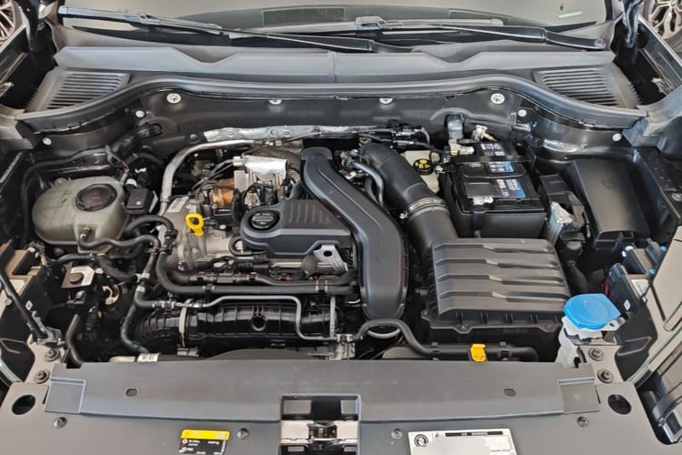 Used Volkswagen Tharu 2023 300TSI Two-Wheel-Drive Full Moon Edition Engine Bay
