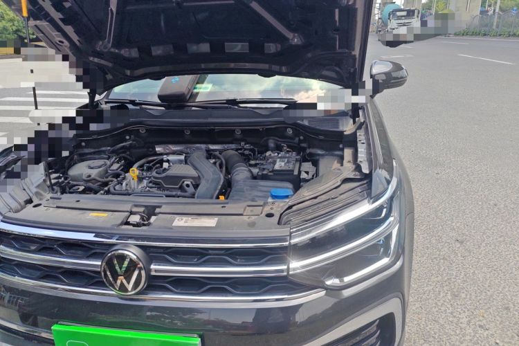 Used Volkswagen Tharu 2023 300TSI Two-Wheel-Drive Full Moon Edition Engine Bay Left