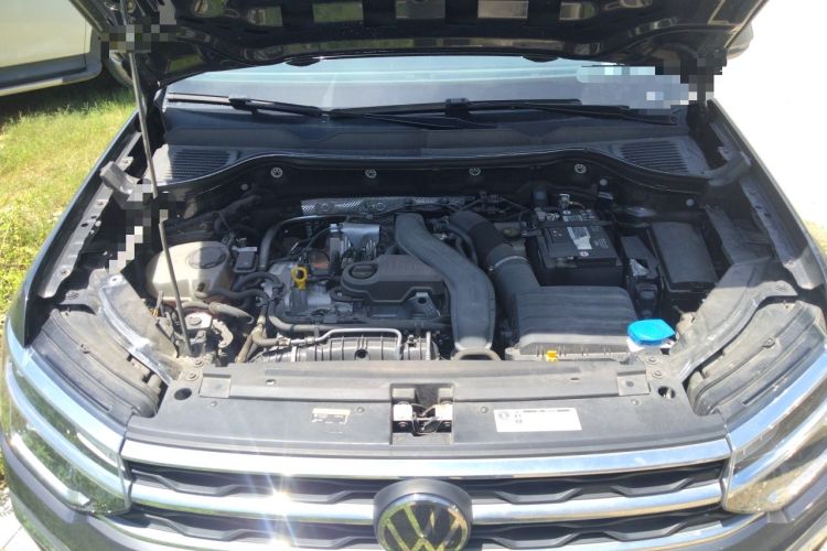 Used Volkswagen Tharu 2023 300TSI Two-Wheel-Drive Moonlight Edition Engine Bay