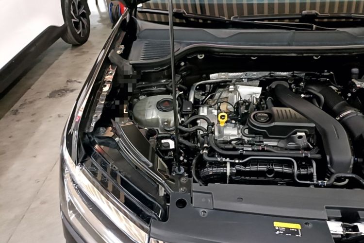 Used Volkswagen Tharu 2023 300TSI Two-Wheel-Drive Full Moon Edition Engine Bay Right