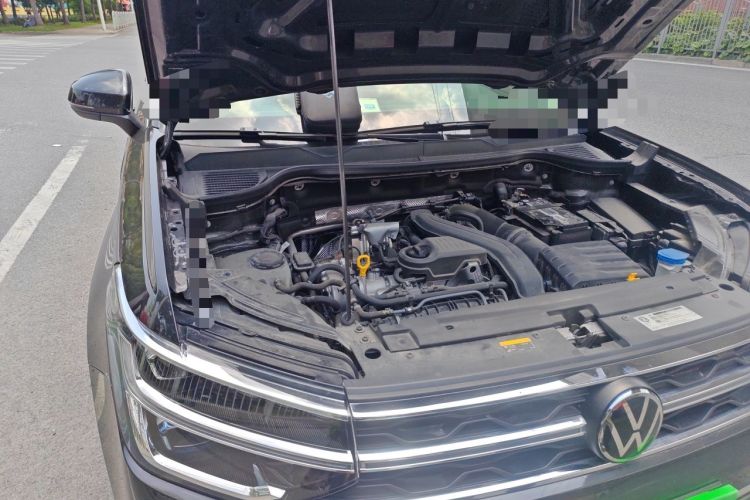 Used Volkswagen Tharu 2023 300TSI Two-Wheel-Drive Full Moon Edition Engine Bay Right