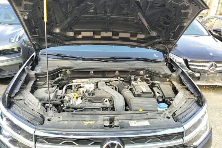 Used Volkswagen Tharu 2023 300TSI Two-Wheel-Drive Full Moon Edition Engine Bay