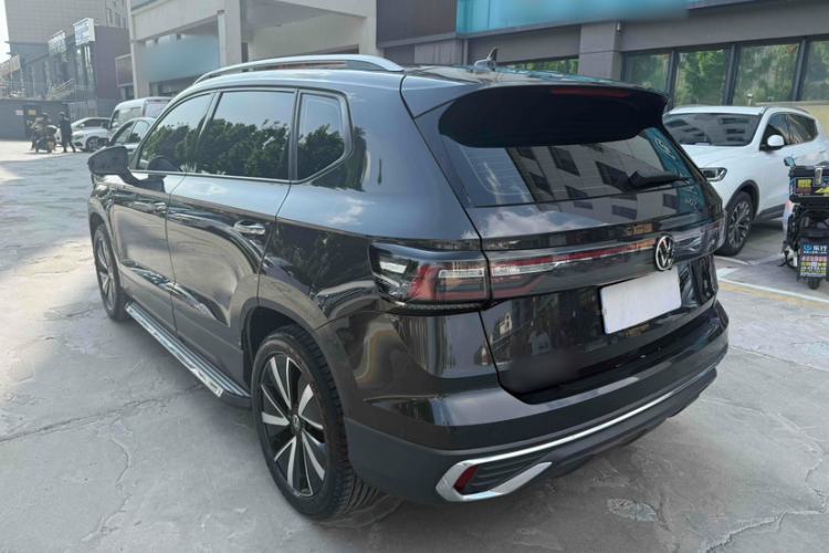 Used Volkswagen Tharu 2023 300TSI Two-Wheel-Drive Moonlight Edition Exterior 3