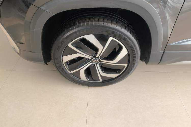 Used Volkswagen Tharu 2023 300TSI Two-Wheel-Drive Full Moon Edition Exterior 4