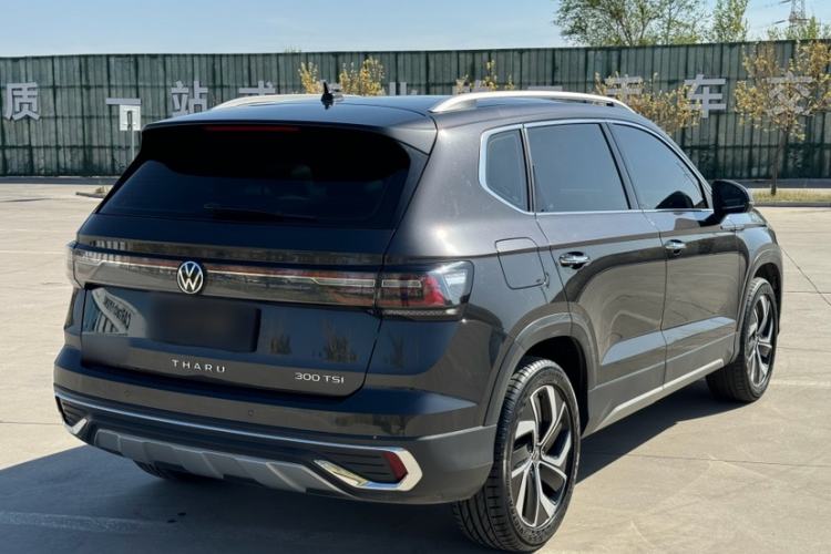 Used Volkswagen Tharu 2023 300TSI Two-Wheel-Drive Full Moon Edition Exterior 5