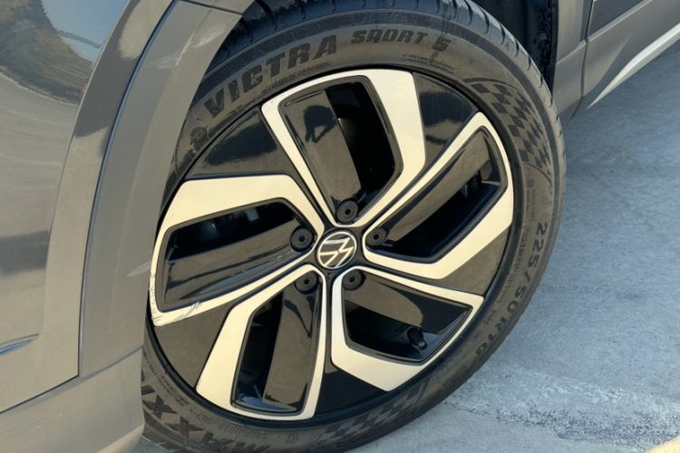 Used Volkswagen Tharu 2023 300TSI Two-Wheel-Drive Full Moon Edition Exterior 6