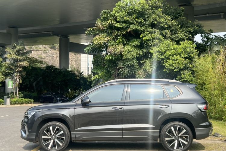 Used Volkswagen Tharu 2023 300TSI Two-Wheel-Drive Moonlight Edition Exterior 7