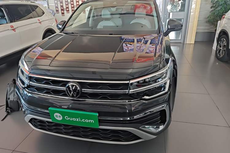 Used Volkswagen Tharu 2023 300TSI Two-Wheel-Drive Full Moon Edition Front