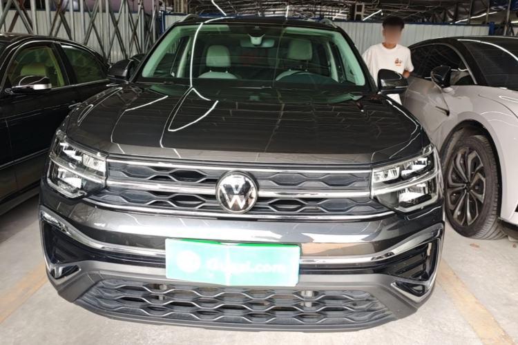 Used Volkswagen Tharu 2023 300TSI Two-Wheel-Drive Moonlight Edition Front