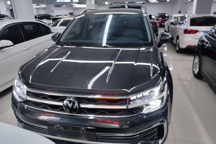 Used Volkswagen Tharu 2023 300TSI Two-Wheel-Drive Full Moon Edition Front