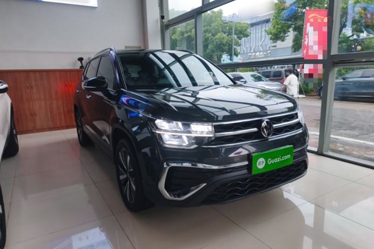 Used Volkswagen Tharu 2023 300TSI Two-Wheel-Drive Moonlight Edition Front Right 45 Deg