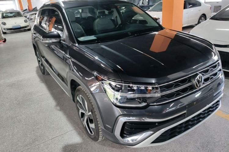 Used Volkswagen Tharu 2023 300TSI Two-Wheel-Drive Full Moon Edition Front Right 45 Deg