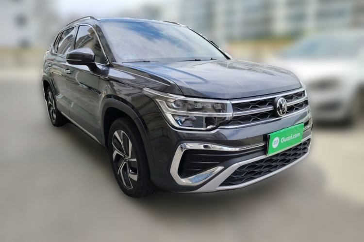 Used Volkswagen Tharu 2023 300TSI Two-Wheel-Drive Full Moon Edition Front Right 45 Deg
