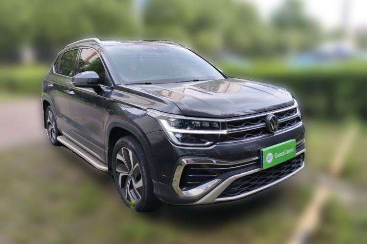 Used Volkswagen Tharu 2023 300TSI Two-Wheel-Drive Full Moon Edition Front Right 45 Deg