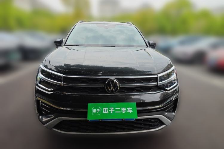 Used Volkswagen Tharu 2023 300TSI Two-Wheel-Drive Full Moon Edition Front